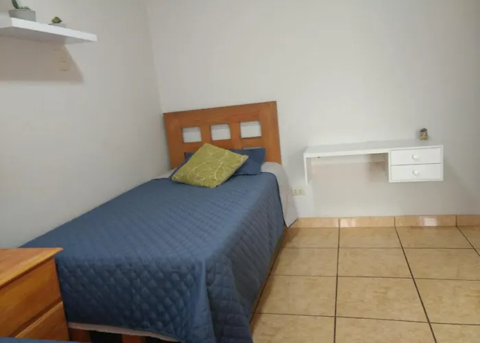 Habitación Alborada 2 con baño privado
